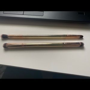 Maskcara Beauty eyeshadow brushes